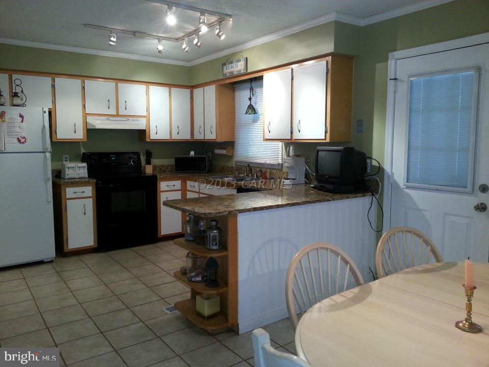 14012 Fiesta Road Ocean City, MD 21842 - Photo 9 of 25 Gallery Image 9