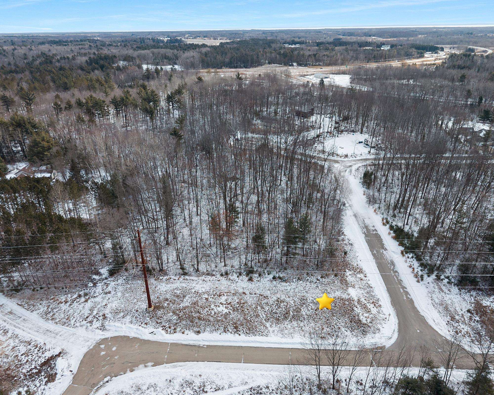 Alpha Lane, Unit 11 Abrams, WI 54101 - Photo 1 of 7