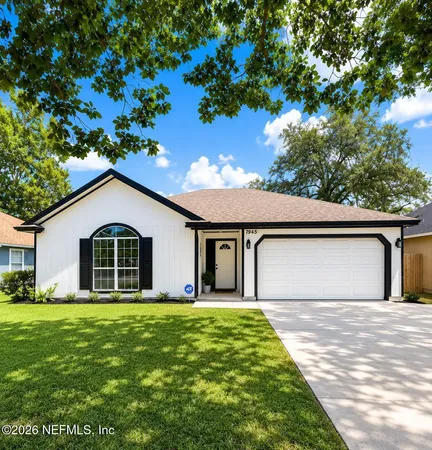 $2,300 | 7945 Macinnes Drive, Jacksonville, FL 32244