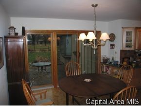 1428 Cherry Road Springfield, IL 62704 - Photo 7 of 11