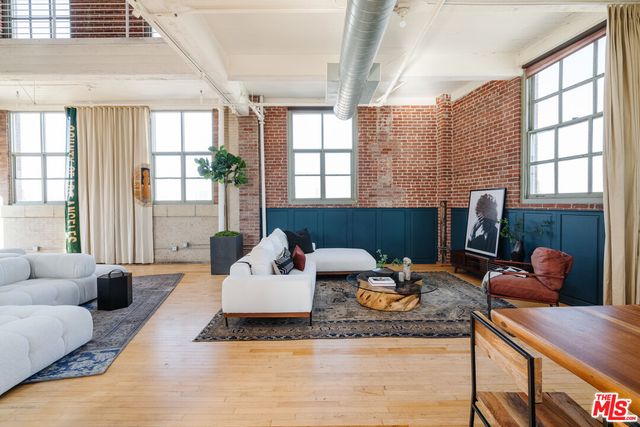 $5,500,000 | 1850 Industrial Street, Unit 703, Los Angeles, CA 90021