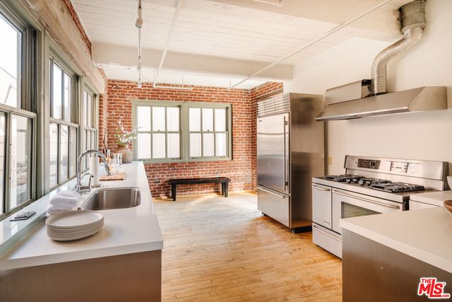 $5,500,000 | 1850 Industrial Street, Unit 703, Los Angeles, CA 90021