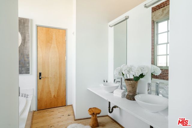 $5,500,000 | 1850 Industrial Street, Unit 703, Los Angeles, CA 90021