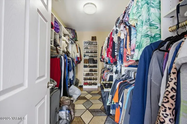 $485,000 | 203 Malibu Drive, Prosser, WA 99350