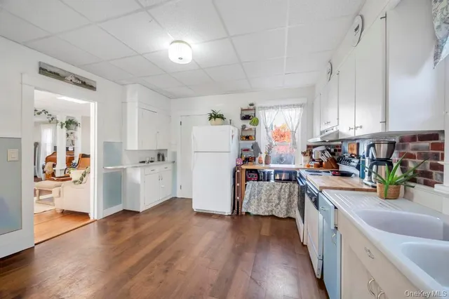 $650,000 | 223 Cedar Avenue, Patchogue, NY 11772