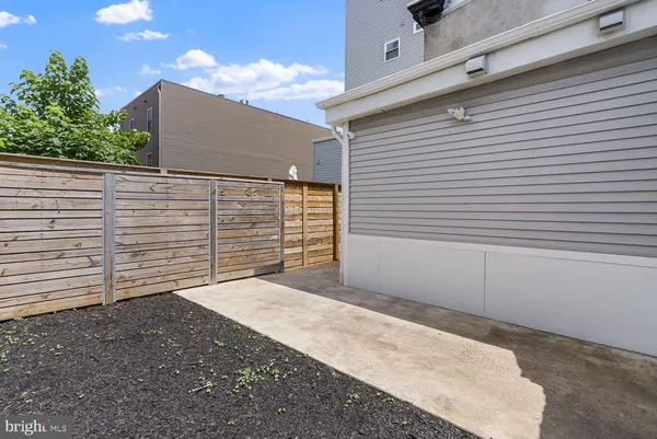 $1,523 | 1928 East Cumberland Street, Unit 1R, Philadelphia, PA 19125