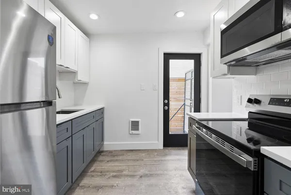 $1,523 | 1928 East Cumberland Street, Unit 1R, Philadelphia, PA 19125