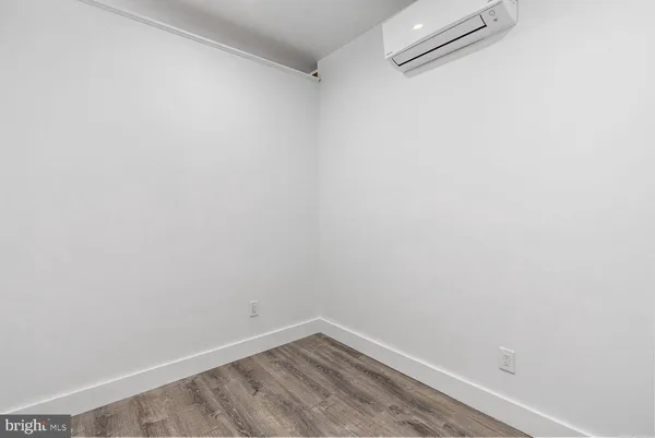 $1,523 | 1928 East Cumberland Street, Unit 1R, Philadelphia, PA 19125