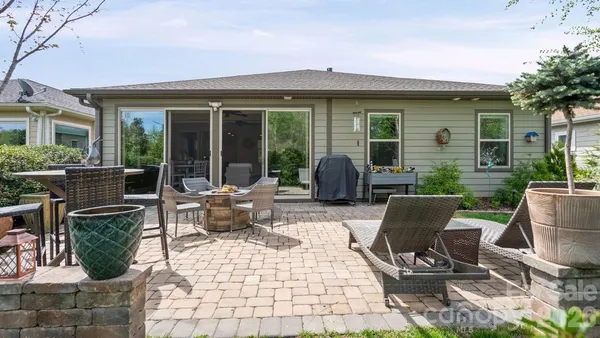 $675,000 | 4846 Looking Glass Trail, Denver, NC 28037