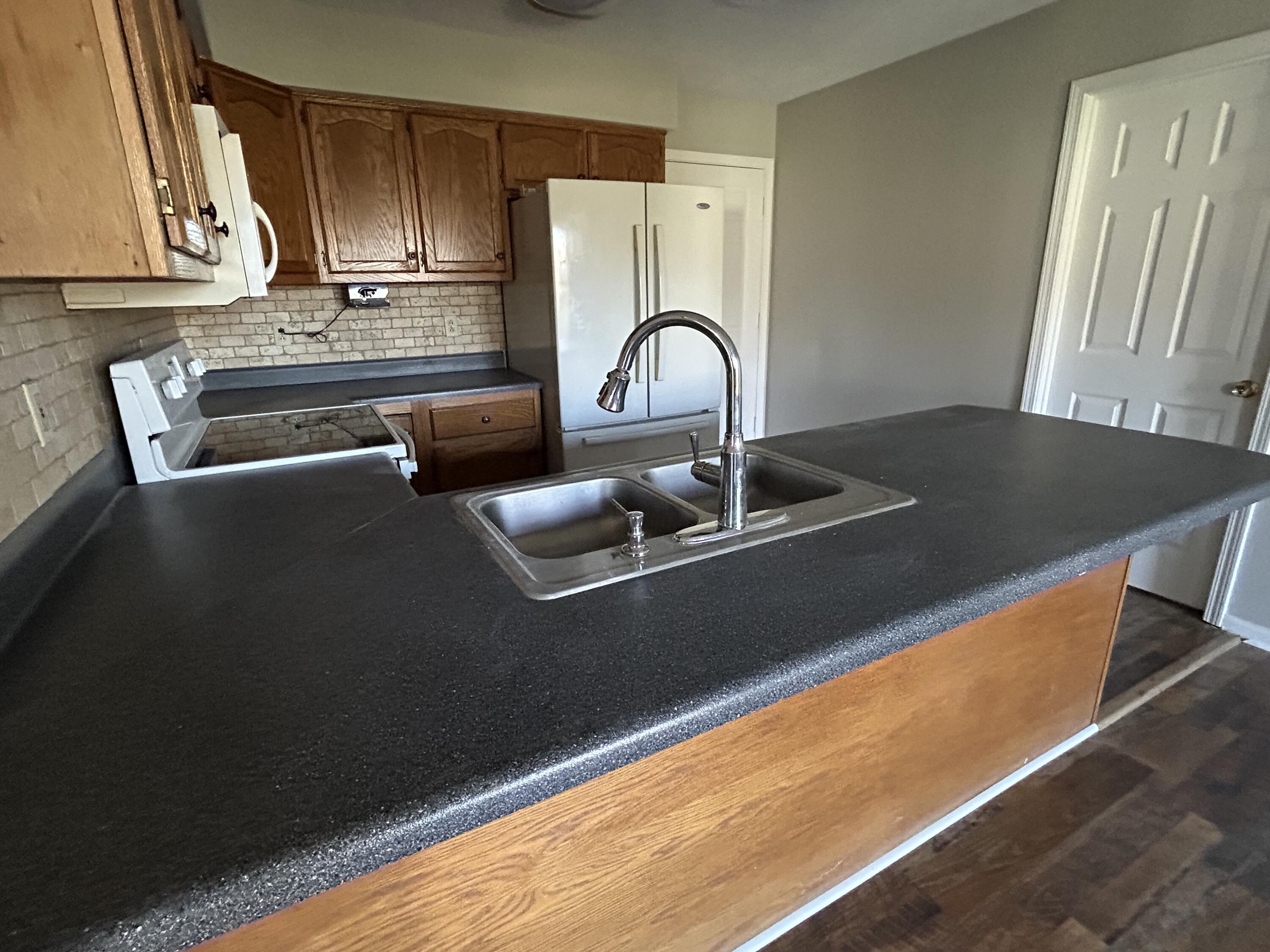 1692 Patterson Branch Road Somerset, KY 42503 - Photo 20 of 38 IMG_1665