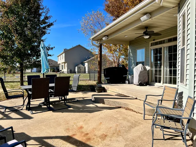 $550,000 | 1505 Dover Drive, St. Joseph, IL 61873