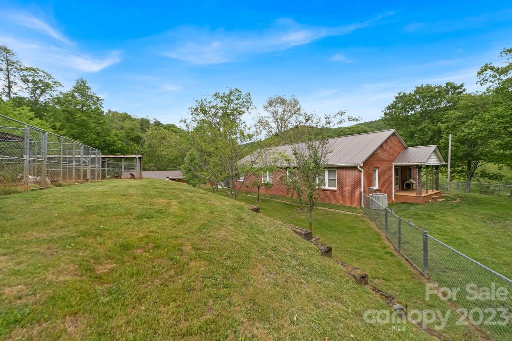 1861 Shoal Creek Road Balsam Grove, NC 28708 - Photo 46 of 48 Gallery Image 46