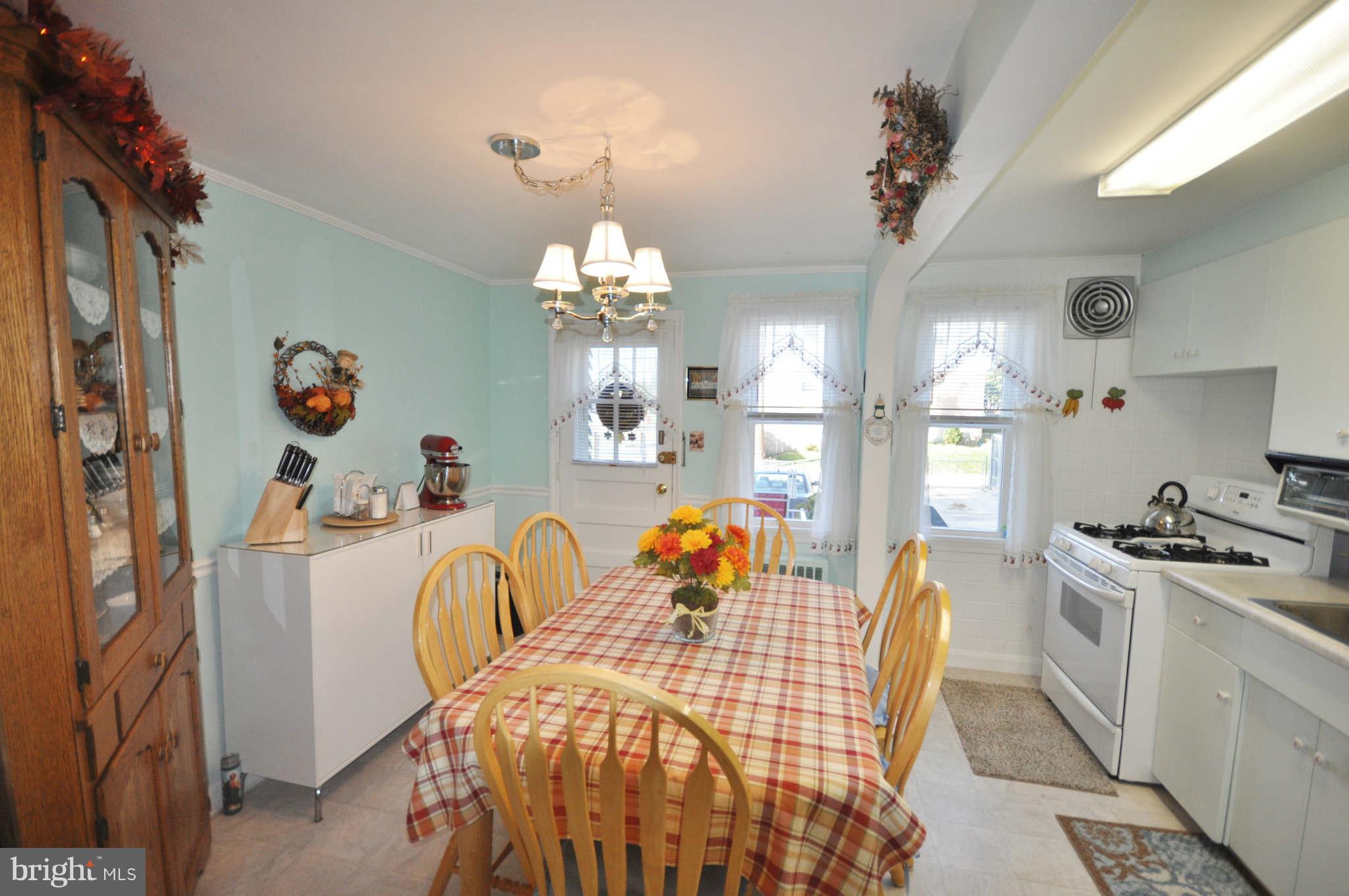 1216 Haverhill Road Baltimore, MD 21229 - Photo 2 of 30 Kitchen