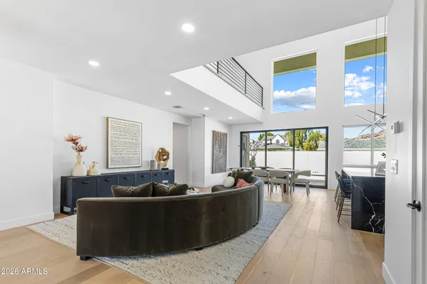 $1,845,000 | 4852 East Piccadilly Road, Phoenix, AZ 85018