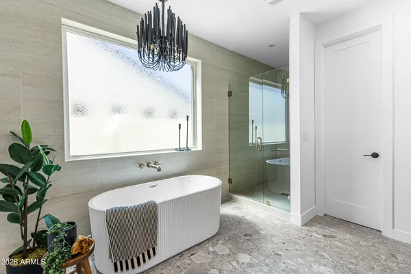 $1,845,000 | 4852 East Piccadilly Road, Phoenix, AZ 85018