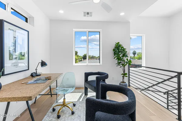 $1,845,000 | 4852 East Piccadilly Road, Phoenix, AZ 85018