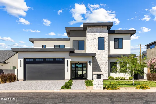 $1,845,000 | 4852 East Piccadilly Road, Phoenix, AZ 85018