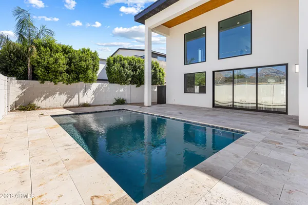 $1,845,000 | 4852 East Piccadilly Road, Phoenix, AZ 85018
