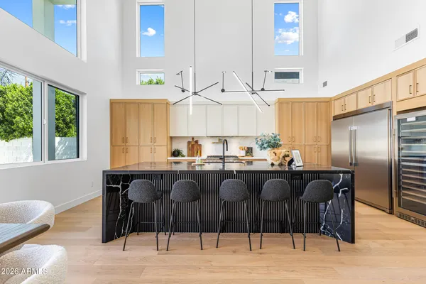 $1,845,000 | 4852 East Piccadilly Road, Phoenix, AZ 85018