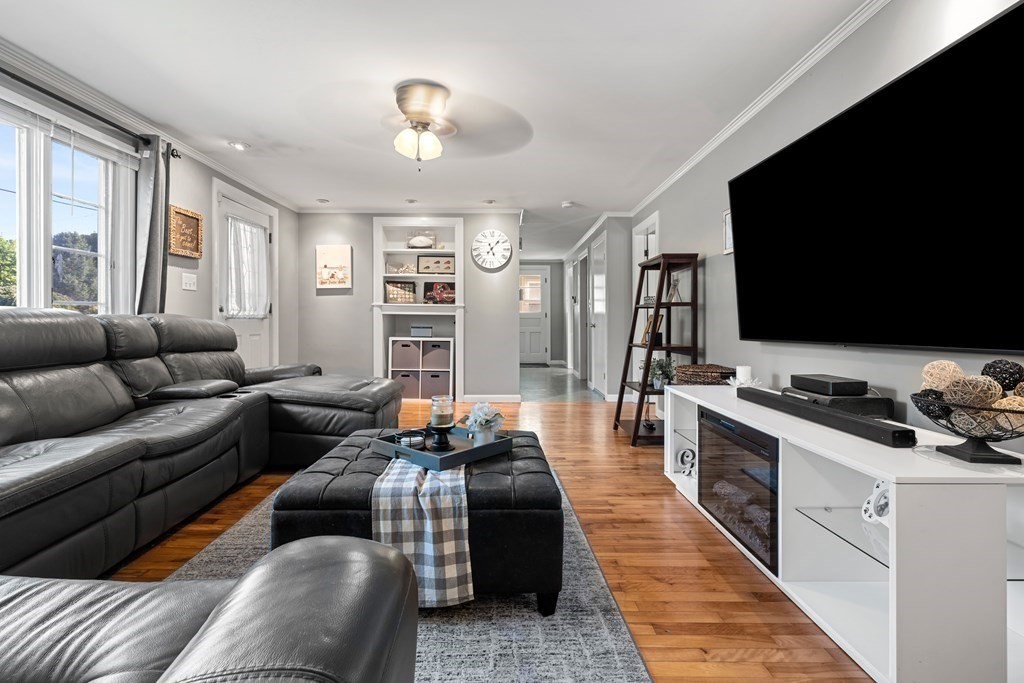 5 Strathmore Road Haverhill, MA 01832 - Photo 13 of 29 Gallery Image 13