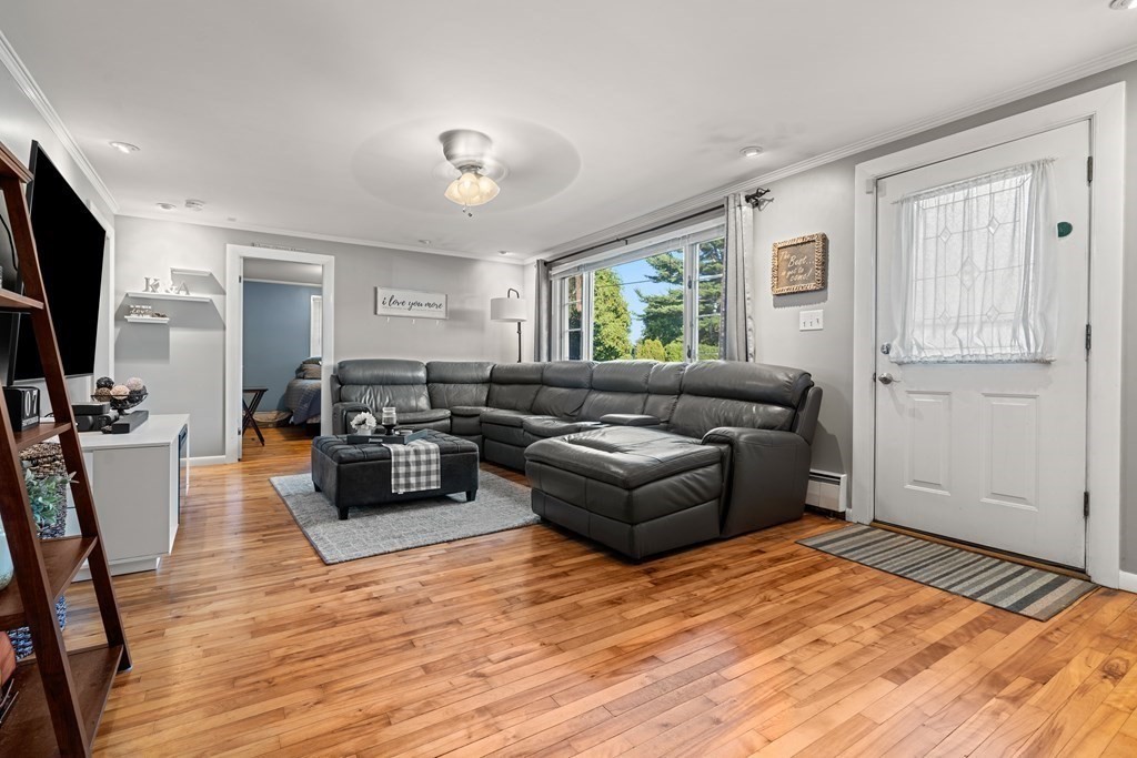5 Strathmore Road Haverhill, MA 01832 - Photo 10 of 29 Gallery Image 10
