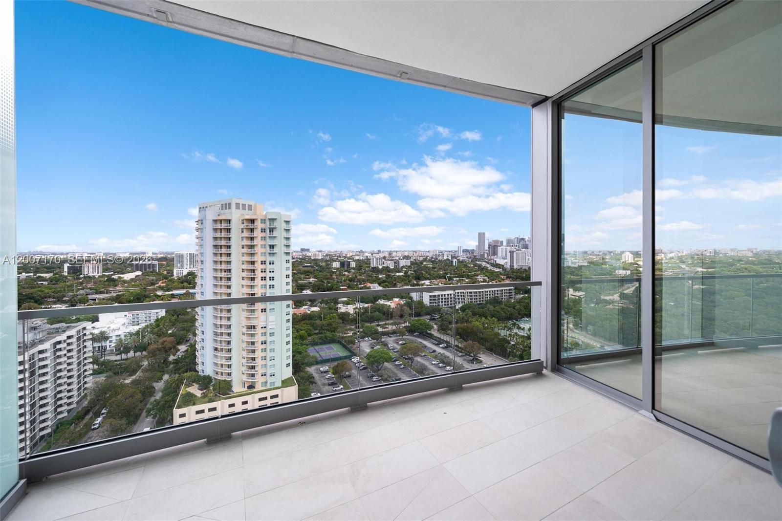 175 Southeast 25th Road, Unit 1904 Miami, FL 33129 - Photo 18 of 41