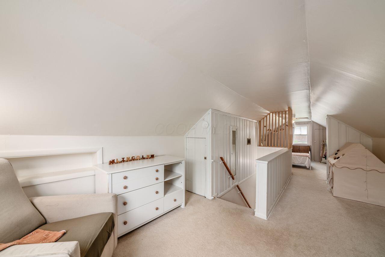 323 Chase Road Columbus, OH 43214 - Photo 23 of 39