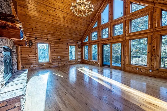 $775,000 | 30611 Stonehaven Drive, Warsaw, MO 65355