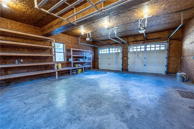 $775,000 | 30611 Stonehaven Drive, Warsaw, MO 65355