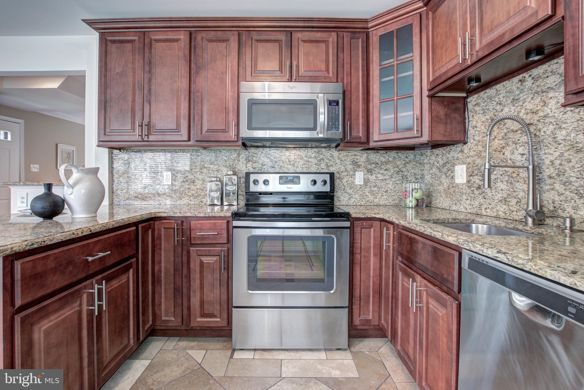 6458 Franconia Road Springfield, VA 22150 - Photo 14 of 40