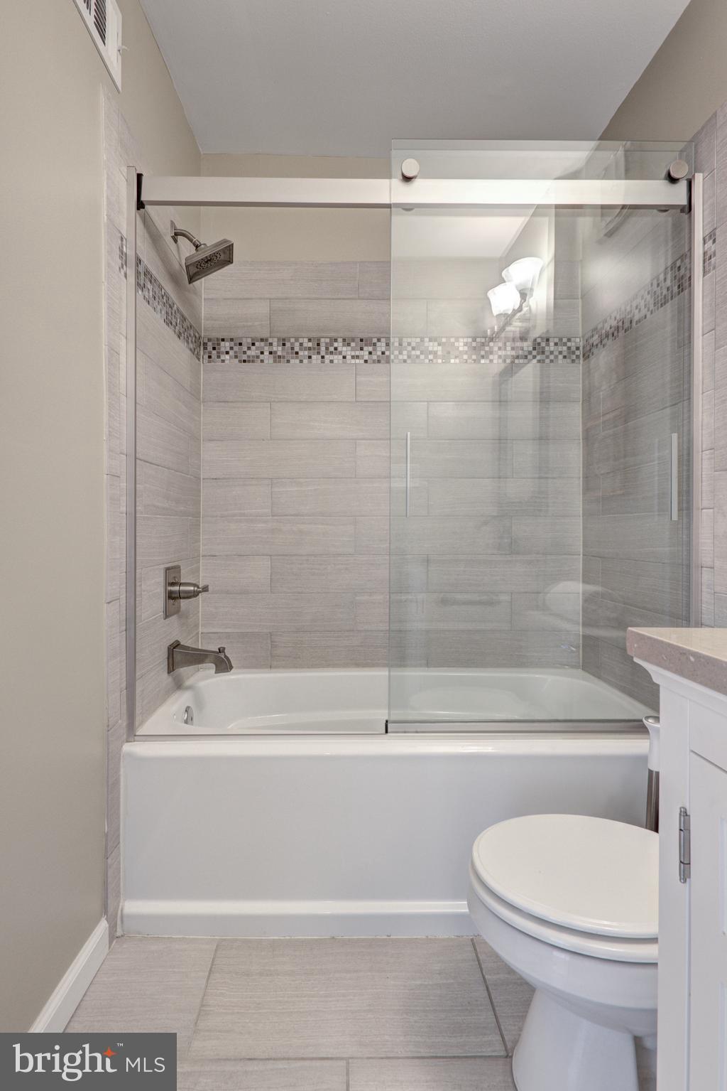 6458 Franconia Road Springfield, VA 22150 - Photo 29 of 40