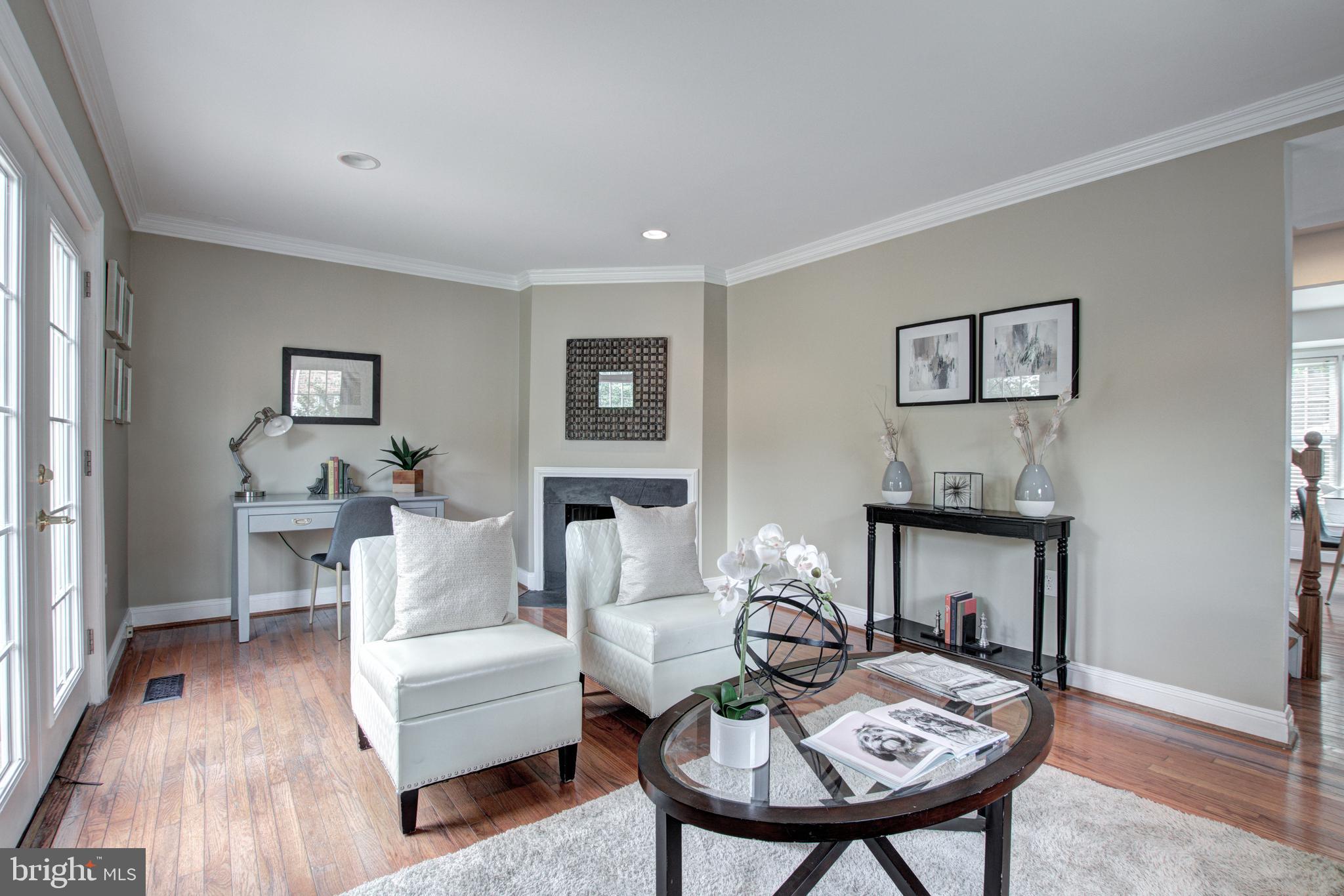 6458 Franconia Road Springfield, VA 22150 - Photo 7 of 40