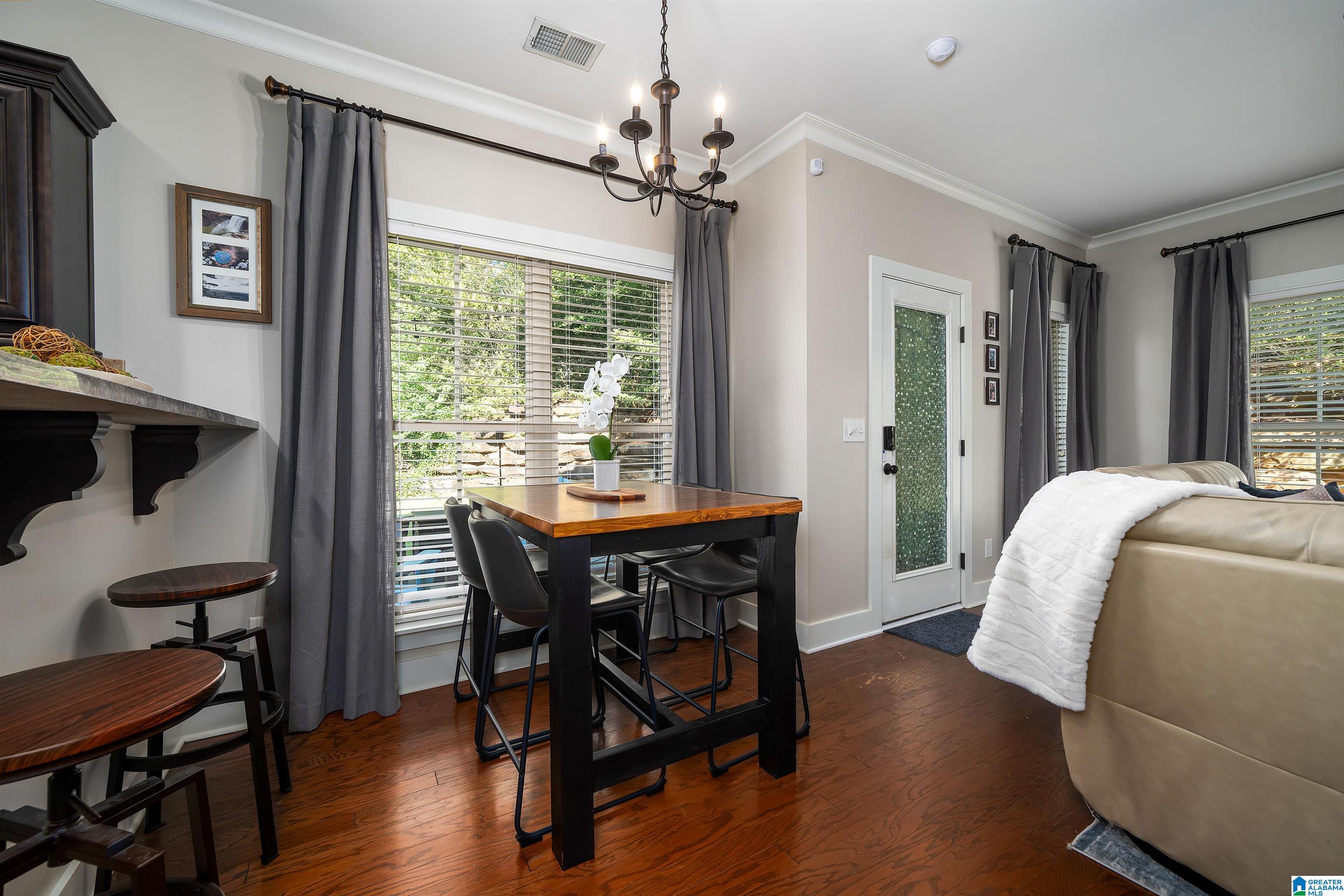 360 Barrington Court Birmingham, AL 35210 - Photo 6 of 23