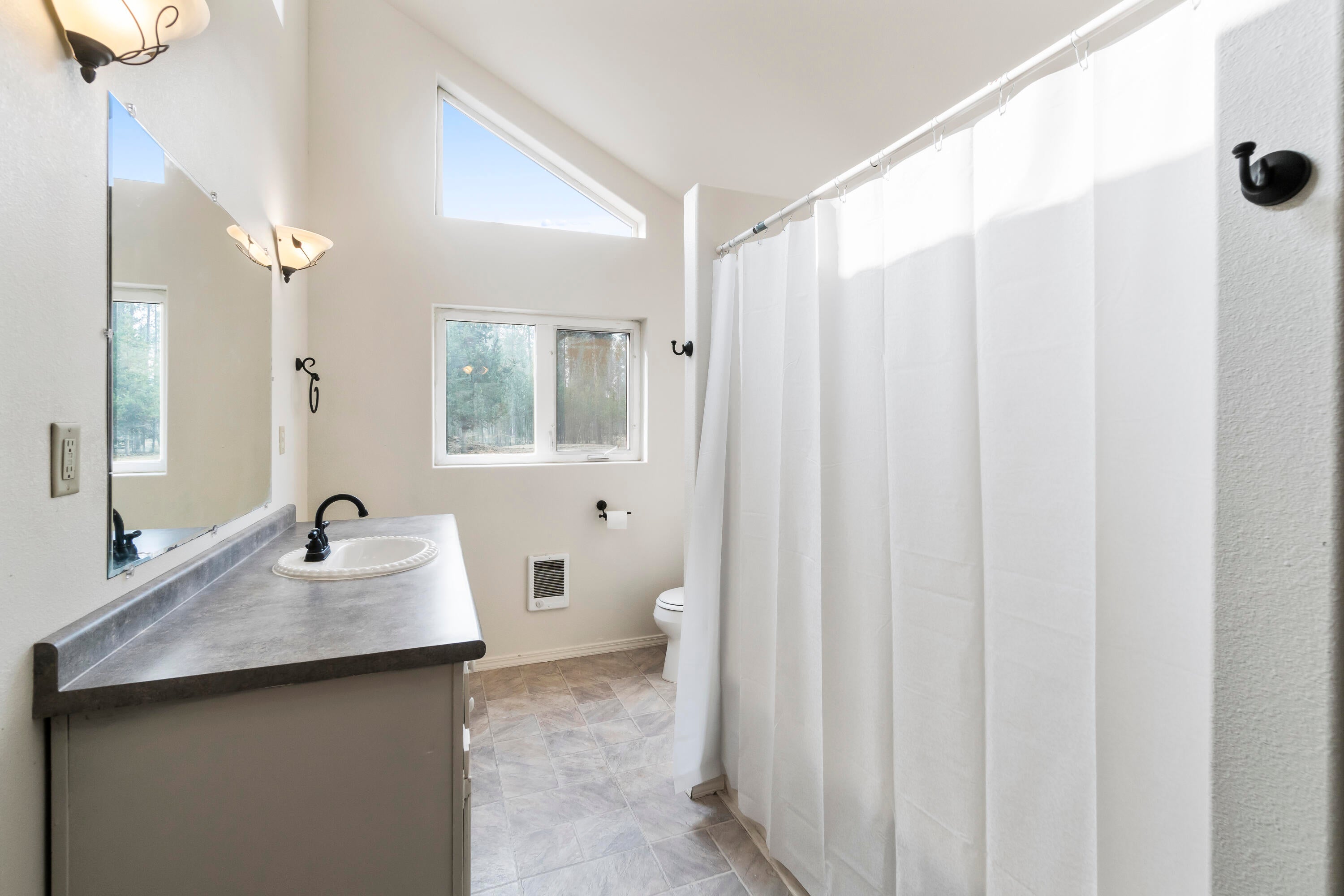 6508 Michael Road La Pine, OR 97739 - Photo 16 of 34 DSC01809