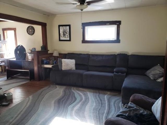 1210 Columbus Street Manitowoc, WI 54220 - Photo 2 of 4