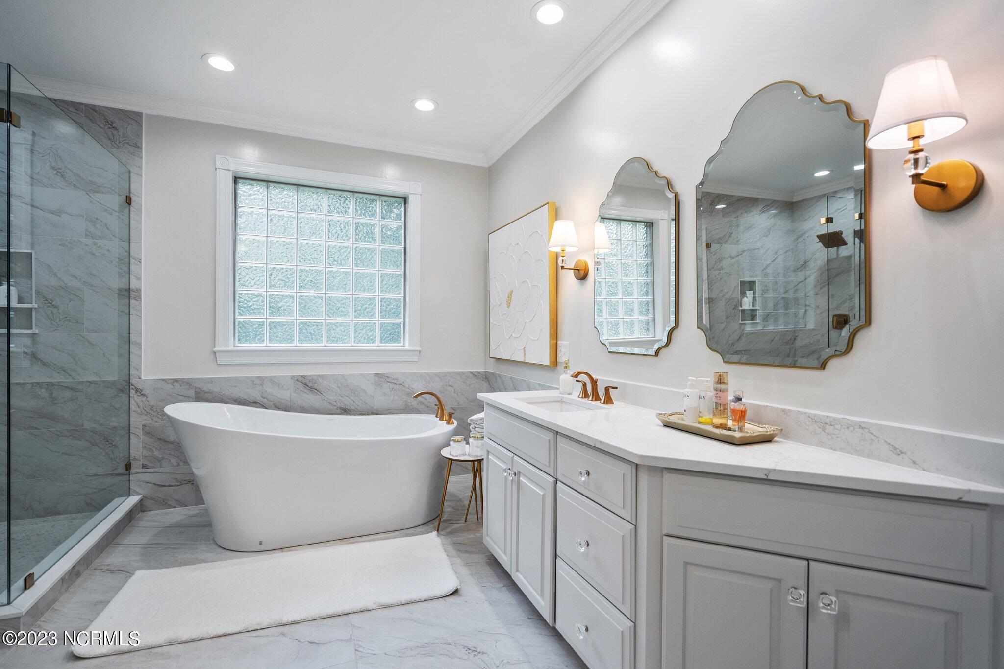 738 Scotts Hill Loop Road Wilmington, NC 28411 - Photo 32 of 61 56-web-or-mls-DSC07689