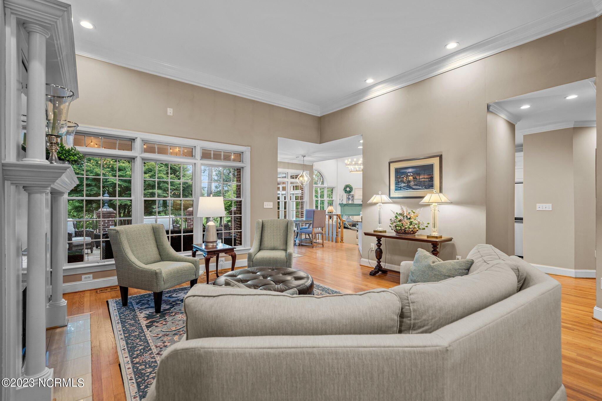 738 Scotts Hill Loop Road Wilmington, NC 28411 - Photo 9 of 61 74-web-or-mls-DSC07763