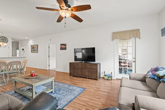 $260,000 | 886 Great Egret Circle Southwest, Unit 13D, Sunset Beach, NC 28468