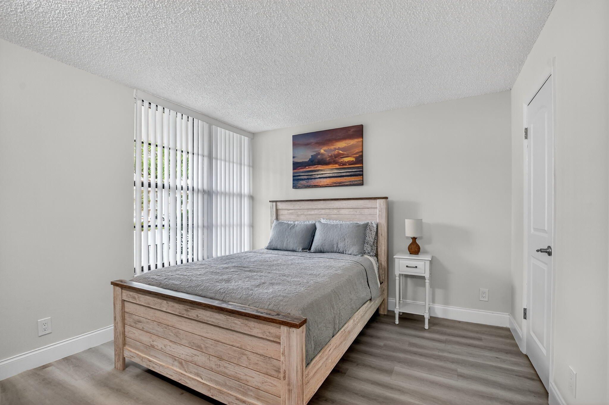 8 Royal Palm Way, Unit 107 Boca Raton, FL 33432 - Photo 35 of 75 Guest Bedroom