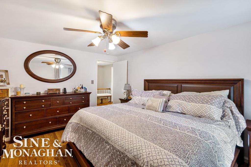 1694 Newcastle Road Grosse Pointe Woods, MI 48236 - Photo 17 of 41