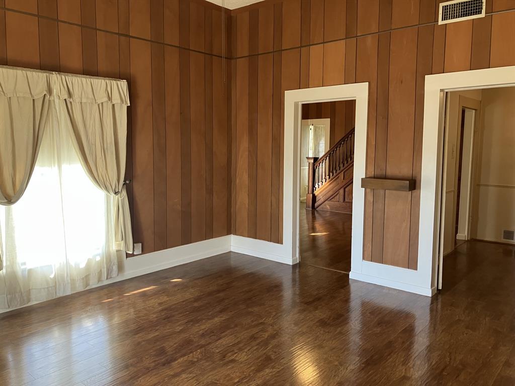 109 North Foley Street Seymour, TX 76380 - Photo 12 of 30