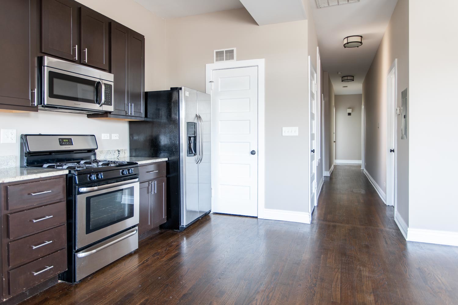 1525 West Addison Street, Unit 3 Chicago, IL 60613 - Photo 26 of 32