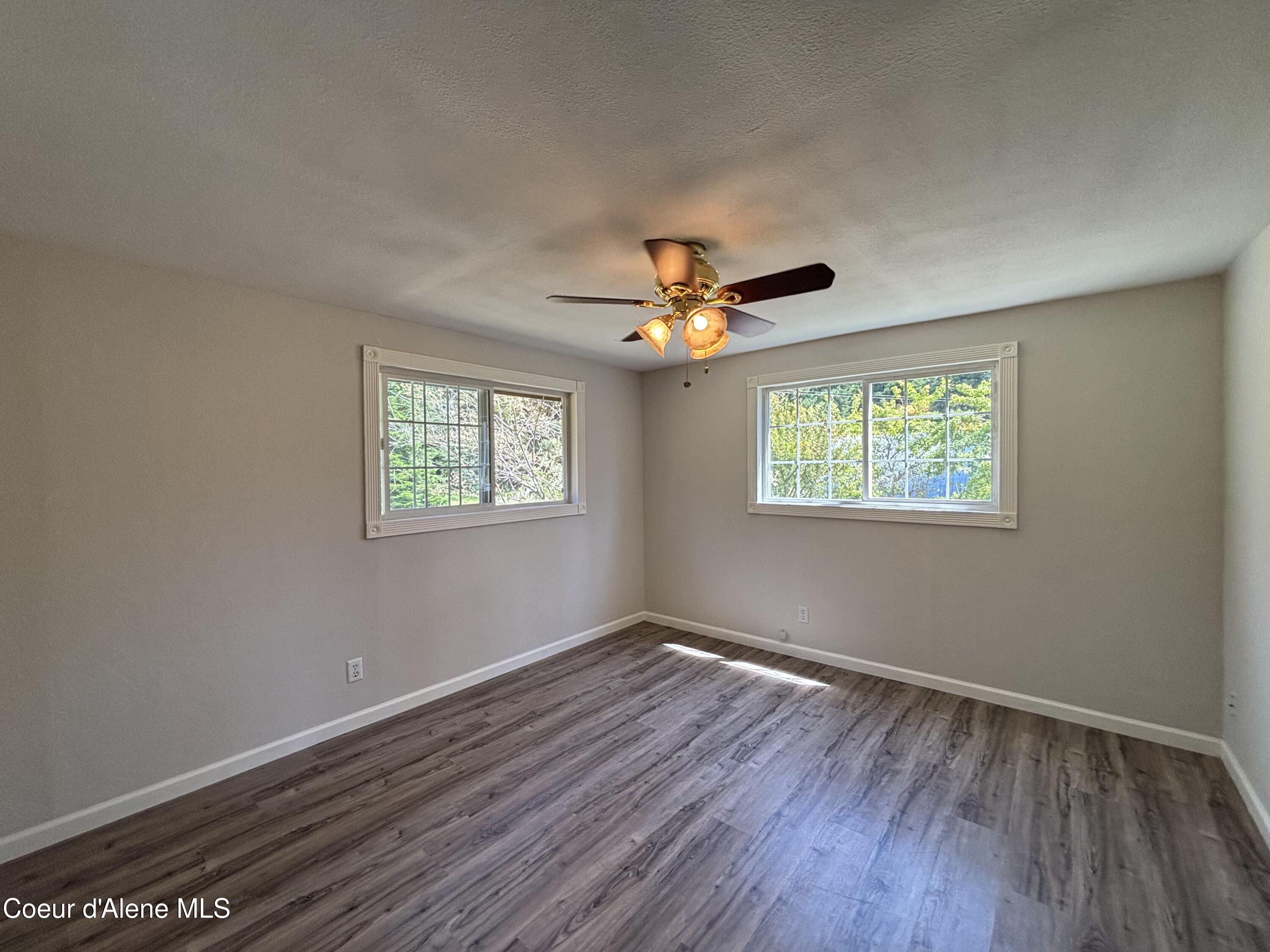 118 Walsh Way Sandpoint, ID 83864 - Photo 24 of 46 016 NE bedroom