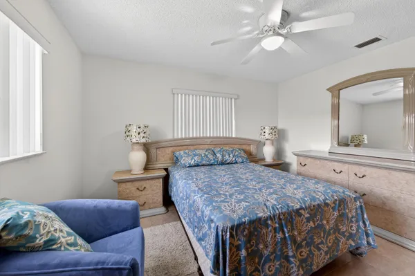 $347,000 | 1601 Southwest 18th Street, Boynton Beach, FL 33426