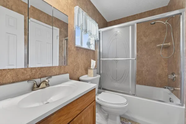 $347,000 | 1601 Southwest 18th Street, Boynton Beach, FL 33426