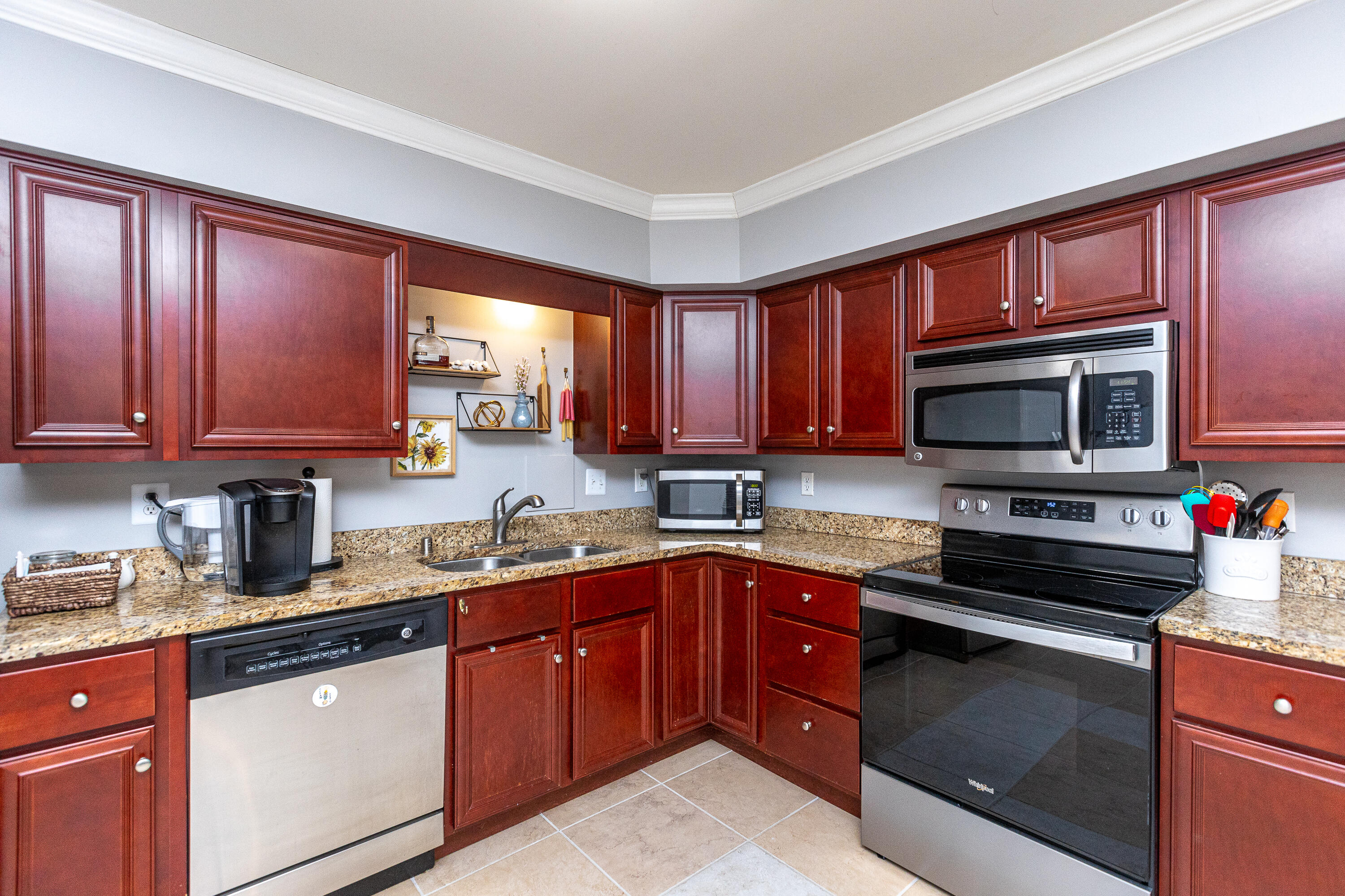 153 Regency Point Path Lexington, KY 40503 - Photo 9 of 27 9