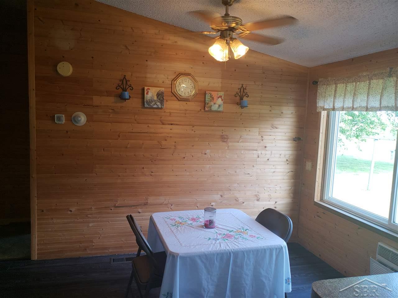 20490 Grabowski Road St. Charles, MI 48655 - Photo 5 of 16 31352738-4.JPG