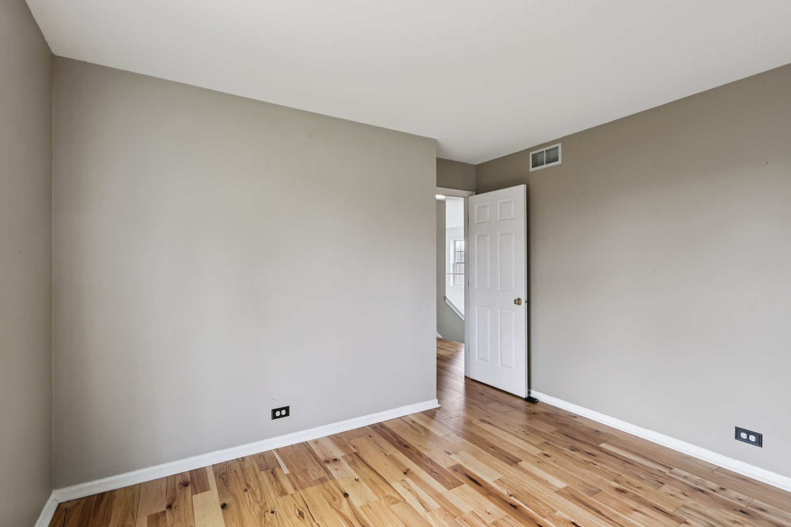 257 Indian Ridge Lane Lake Villa, IL 60046 - Photo 14 of 38 a view of an empty room