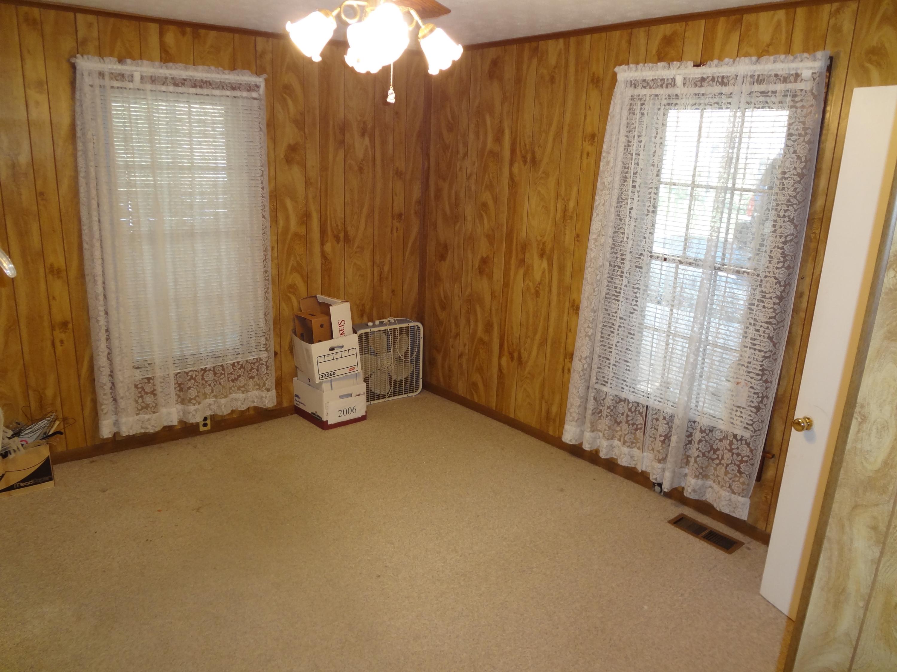170 Tub Springs Road Harriman, TN 37748 - Photo 15 of 32 Bedroom 1