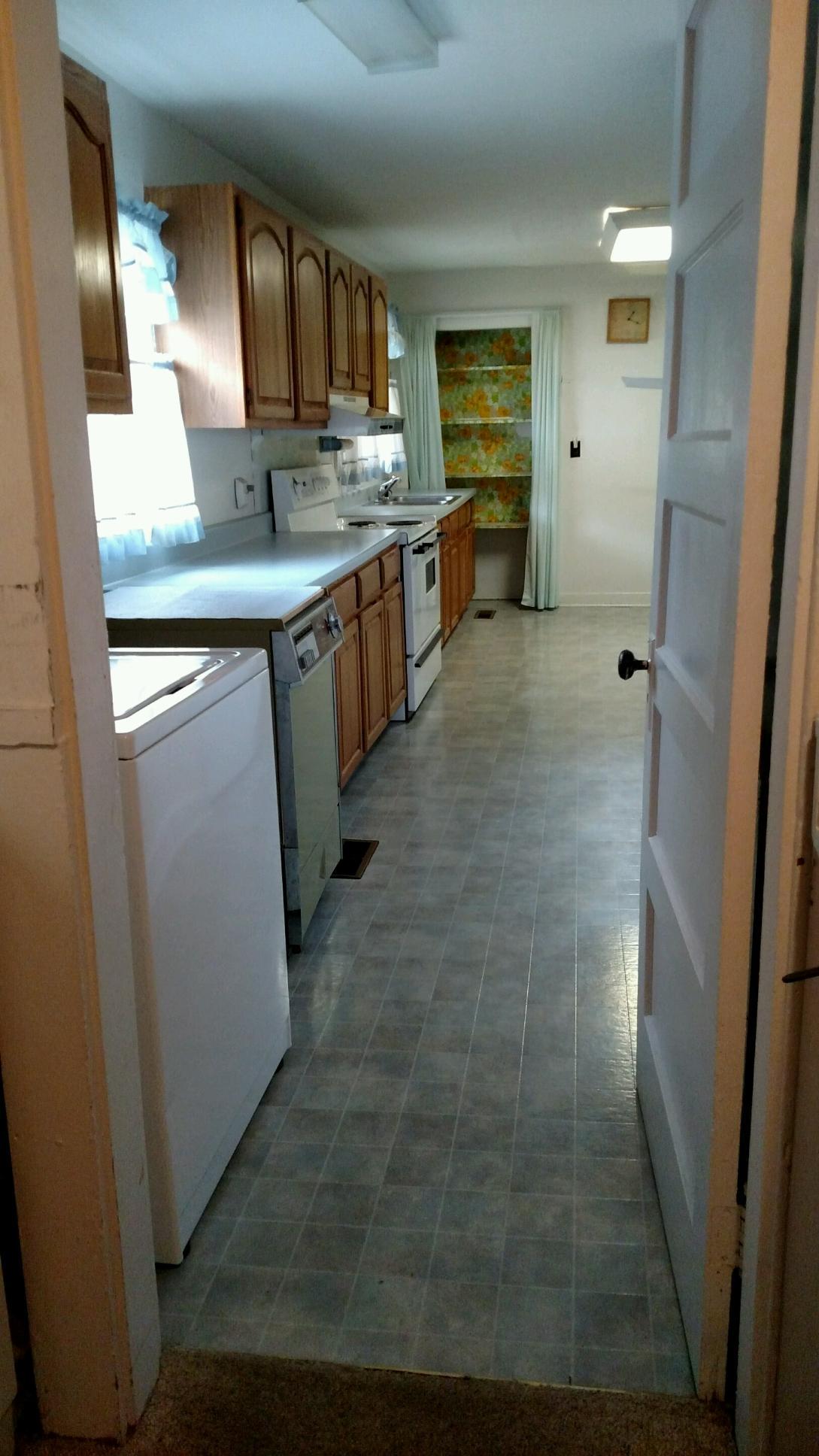 170 Tub Springs Road Harriman, TN 37748 - Photo 19 of 32 Kitchen